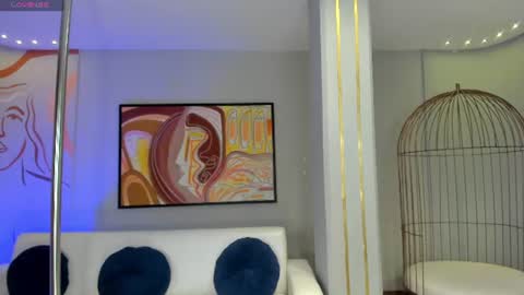 Molly Sunders online show from 06.16.26