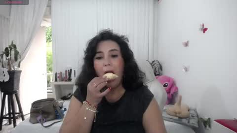 Snapshot of mom_17 chatting on 07.09.26 Celeste online show from 07.09.26