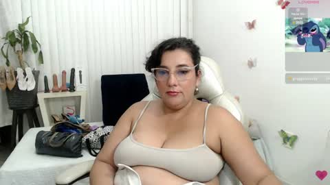 Snapshot of mom_17 chatting on 07.25.26 Celeste online show from 07.25.26
