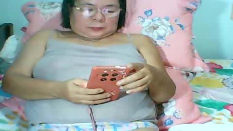 Snapshot of mombastic55 chatting on 07.03.26 mombastic55 online show from 07.03.26