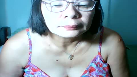 Snapshot of mombastic55 chatting on 07.23.26 mombastic55 online show from 07.23.26