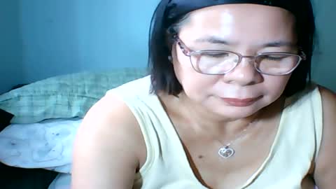Snapshot of mombastic55 chatting on 08.07.26 mombastic55 online show from 08.07.26
