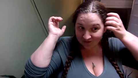 MommaNightRose online show from 03.04.26