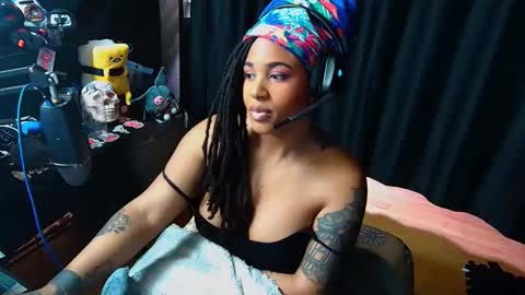 MOMMI SH3DEVIL online show from 04.03.26