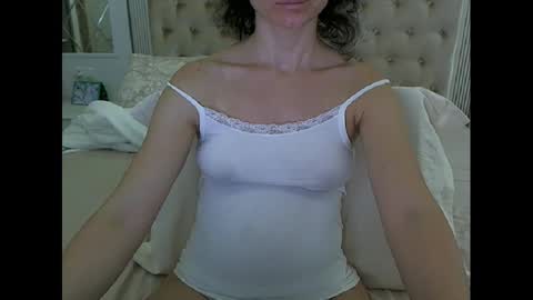 Snapshot of mommy4y chatting on 12.25.24 Amy online show from 12.25.24
