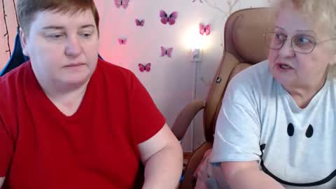 Snapshot of mommy99x chatting on 03.02.25 Mommy99X online show from 03.02.25