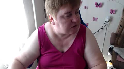 Snapshot of mommy99x chatting on 03.08.25 Mommy99X online show from 03.08.25