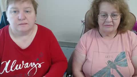 Snapshot of mommy99x chatting on 01.13.26 Mommy99X online show from 01.13.26