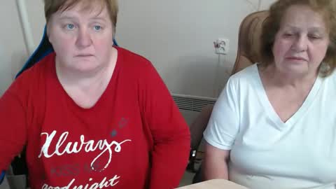 Snapshot of mommy99x chatting on 01.31.26 Mommy99X online show from 01.31.26