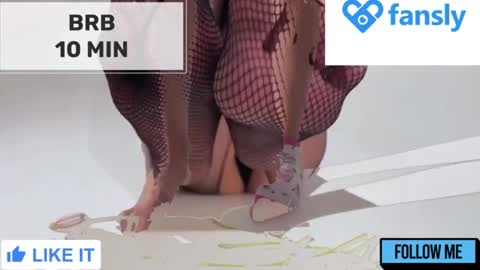 Mommy online show from 12.27.24