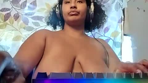 Mommy bubbles online show from 10.06.25