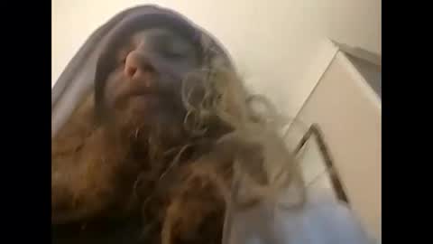 Snapshot of mommyissues2386 chatting on 12.01.24 Richard Sheridan online show from 12.01.24