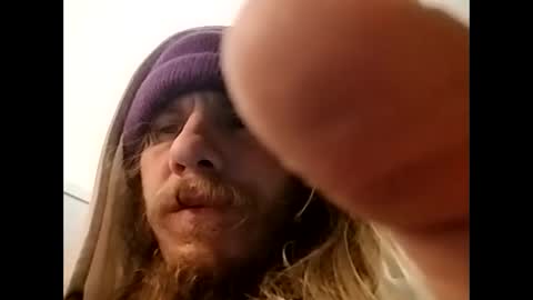 Snapshot of mommyissues2386 chatting on 12.04.24 Richard Sheridan online show from 12.04.24