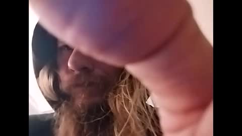 Snapshot of mommyissues2386 chatting on 12.12.24 Richard Sheridan online show from 12.12.24