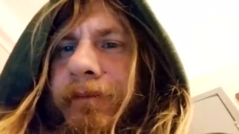 Snapshot of mommyissues2386 chatting on 02.02.25 Richard Sheridan online show from 02.02.25