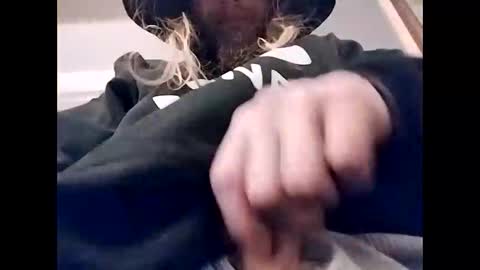 Snapshot of mommyissues2386 chatting on 02.14.25 Richard Sheridan online show from 02.14.25