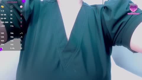 Daphne  online show from 02.05.25