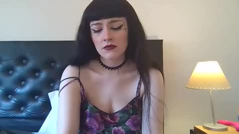 Mommynatrix online show from 05.04.26