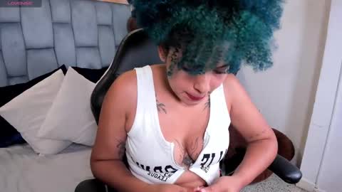 Snapshot of momo_ayasse chatting on 09.15.25 Momo online show from 09.15.25