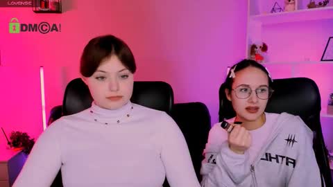 Mona  online show from 12.15.25