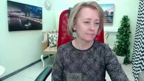 Mona online show from 04.25.26