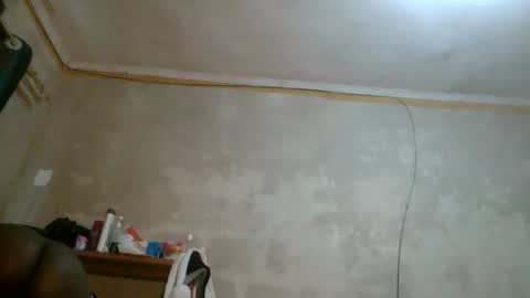 Snapshot of monah_ebony chatting on 09.10.25 mona online show from 09.10.25