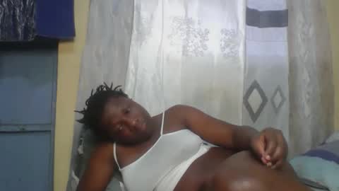 Snapshot of monalisaah chatting on 12.18.25 monalisaah online show from 12.18.25