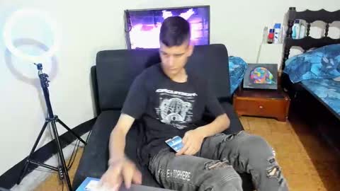 nicolas online show from 12.23.24