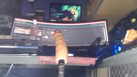 Snapshot of monegg chatting on 12.13.24 monegg anal online show from 12.13.24