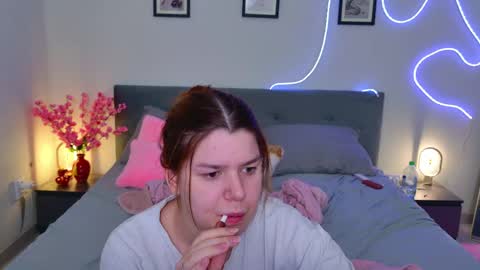 moneyforpeaches online show from 04.21.26