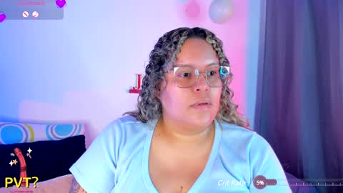 Snapshot of monica_bbw_ chatting on 01.05.25 aleja independent model online show from 01.05.25
