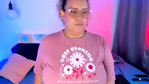 Snapshot of monica_bbw_ chatting on 01.30.25 aleja independent model online show from 01.30.25