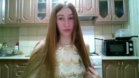 Snapshot of monica_tamayo chatting on 03.09.26 Monica online show from 03.09.26