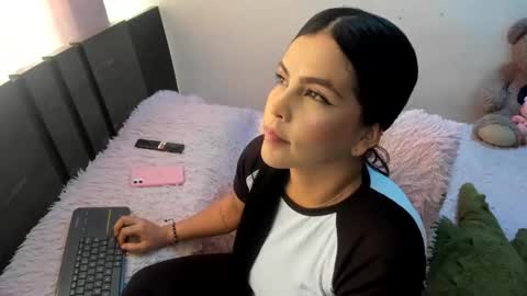 monicaharrison online show from 04.21.26