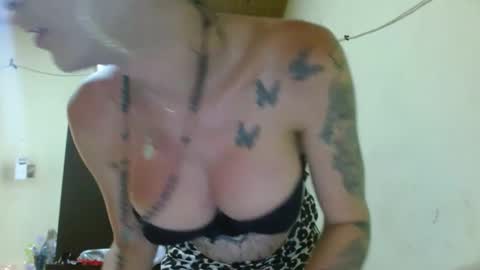 Snapshot of monicalimite123 chatting on 09.24.25 monicalimite123 online show from 09.24.25