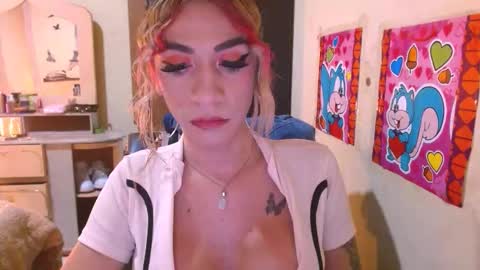 Snapshot of monicalimite123 chatting on 02.25.26 monicalimite123 online show from 02.25.26