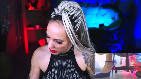 Monika online show from 02.02.25