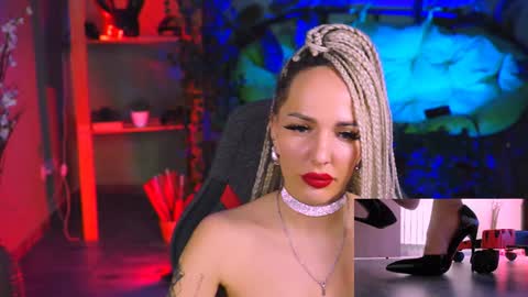 Monika online show from 02.06.25