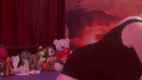 Snapshot of monicutex chatting on 10.26.25 Monika online show from 10.26.25