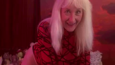 Snapshot of monicutex chatting on 11.01.25 Monika online show from 11.01.25