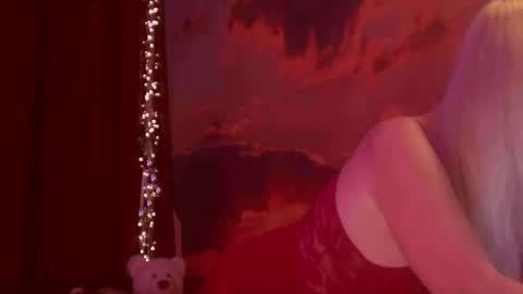 Snapshot of monicutex chatting on 02.14.26 Monika online show from 02.14.26