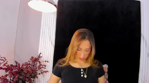 MONIK FOX online show from 09.17.25