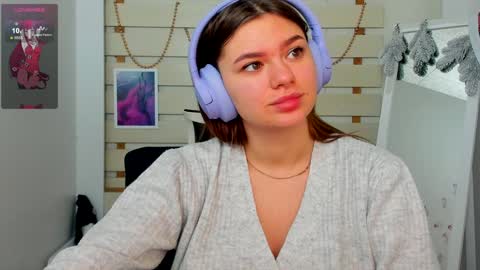 Snapshot of monika_youu chatting on 12.22.24 Monika online show from 12.22.24