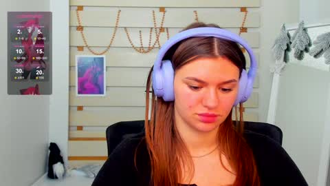 Snapshot of monika_youu chatting on 12.29.24 Monika online show from 12.29.24