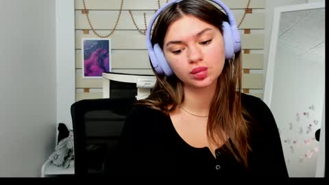 Snapshot of monika_youu chatting on 01.23.25 Monika online show from 01.23.25