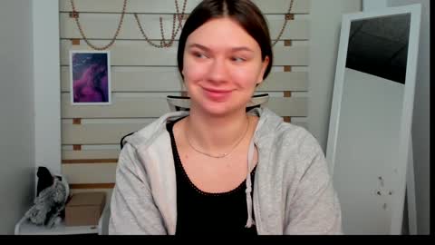 Snapshot of monika_youu chatting on 01.27.25 Monika online show from 01.27.25