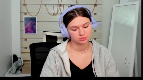 Snapshot of monika_youu chatting on 01.27.25 Monika online show from 01.27.25