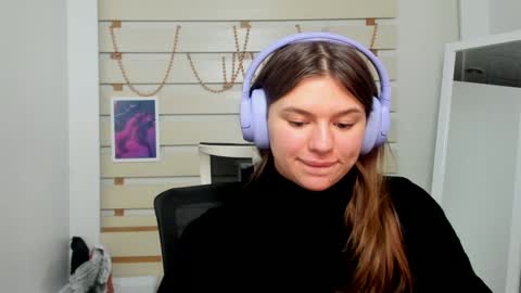 Snapshot of monika_youu chatting on 02.08.25 Monika online show from 02.08.25