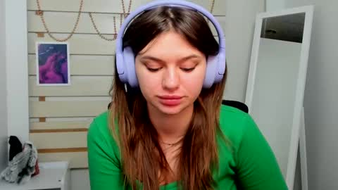 Snapshot of monika_youu chatting on 02.10.25 Monika online show from 02.10.25