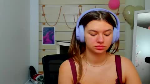 Snapshot of monika_youu chatting on 02.13.25 Monika online show from 02.13.25